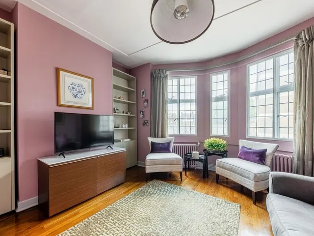 Brompton Road, London, SW3, photo 1