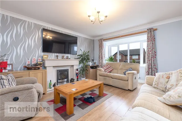 Taylor Avenue, Blackburn, BB2, photo 2