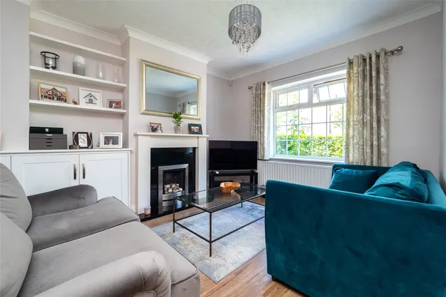 Photo 2 — Reading Road, Reading Road Sutton Sutton Surrey, Sutton, Surrey, SM14RW