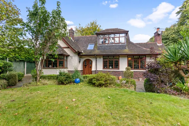 Photo 2 — Foley Road West, Sutton Coldfield, Sutton Coldfield, B74 3NY