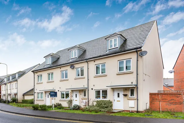 Sir Frank Williams Avenue, Didcot, photo 1