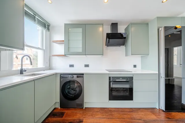 Cautley Avenue, Clapham, SW4, photo 2