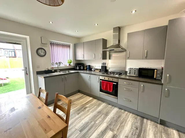 Photo 3 — Lancaster Drive, Wolverhampton, WV11