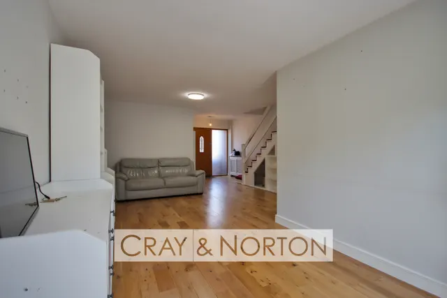Photo 3 — Cleaverholme Close, South Norwood, SE25 5HF