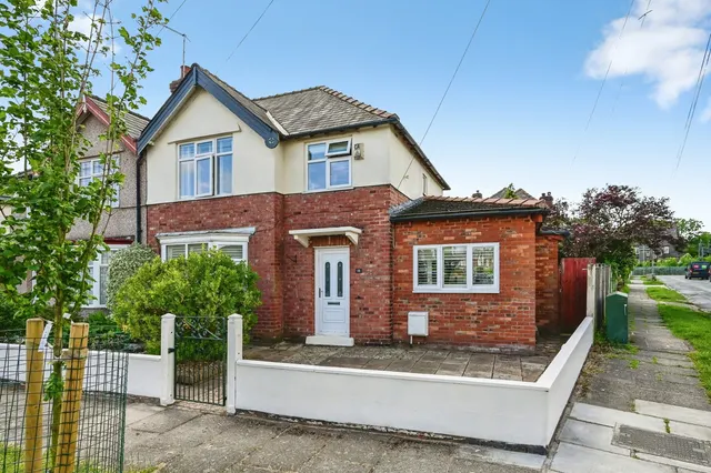 Heatherdale Road, Liverpool, L18, photo 1