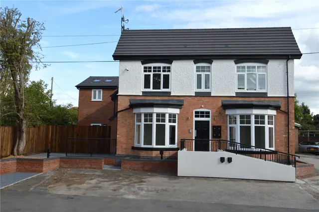 Birmingham Road, Alvechurch, B48, photo 2