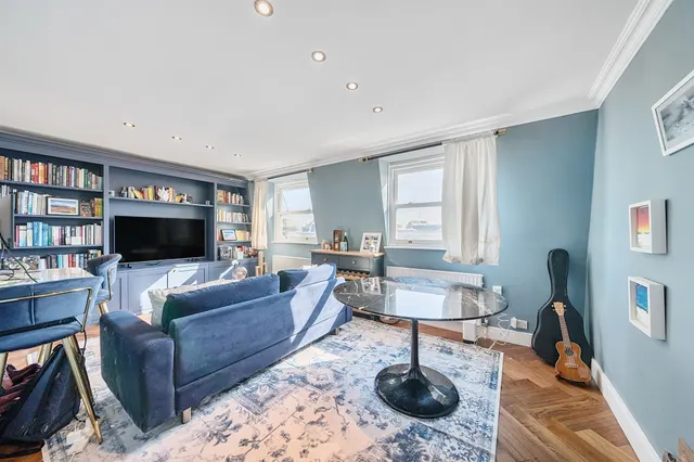 Finborough Road, London, photo 1