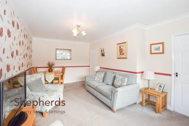 Windsor Close, Cheshunt, EN7, photo 2