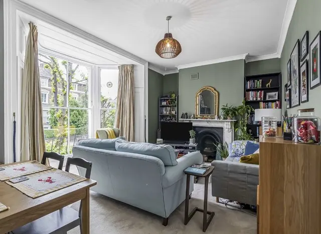 Photo 2 — Thane Villas, Finsbury Park, N7