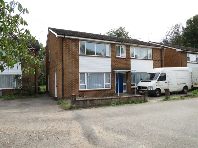 The Island, West Drayton, UB7, photo 1