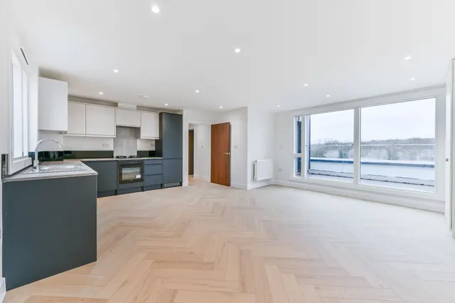 Flat 9, Britbuild House, London, photo 1