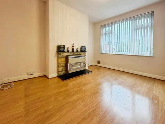 Castlewood Drive, London, SE9, photo 3