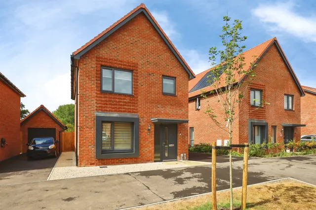 Herdwick Drive, Hellingly, BN27, photo 1