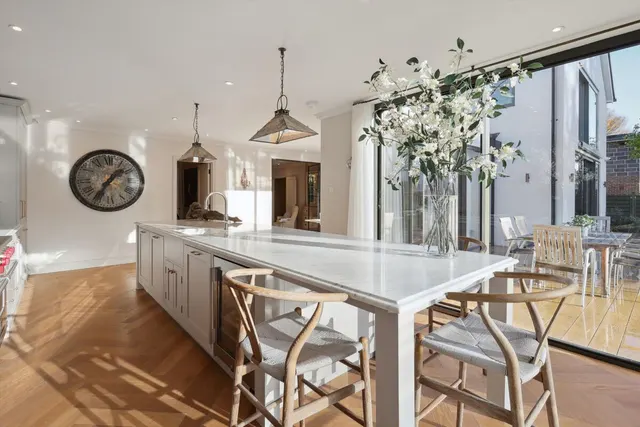 Ham Farm Road, Richmond, TW10, photo 2