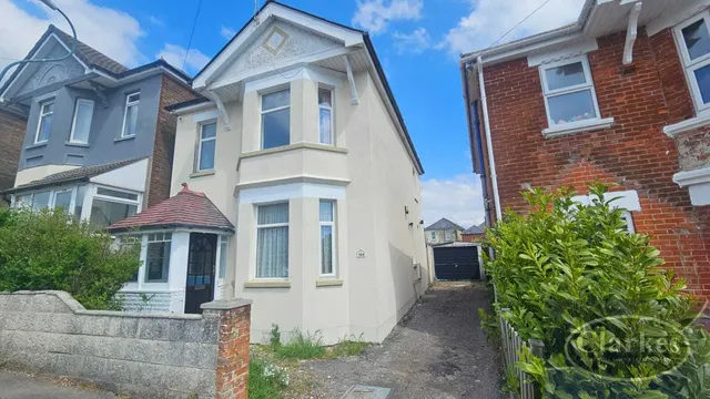 Markham Road, Charminster, photo 1