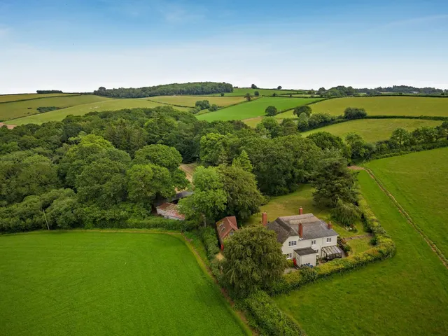 Stoodleigh, Tiverton, Devon, EX16 9QD, photo 1