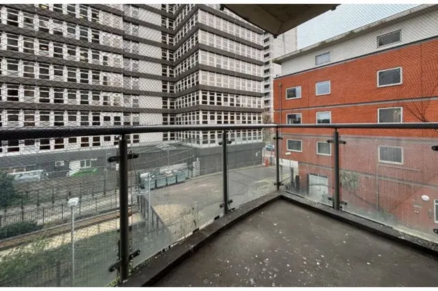Photo 3 — Axon Place, Ilford