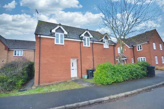 Chequers Close, Corby, NN18, photo 1