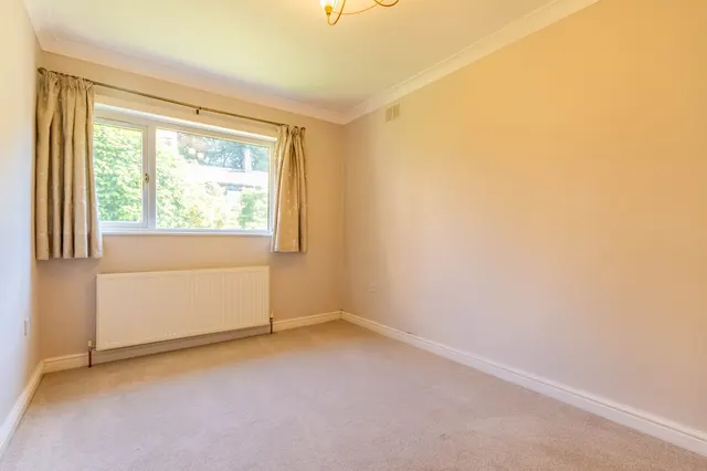 Moor Edge, Harden, BD16, photo 3
