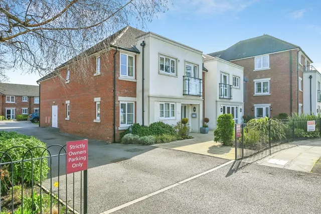 Lonsdale Road, Formby, L37, photo 1