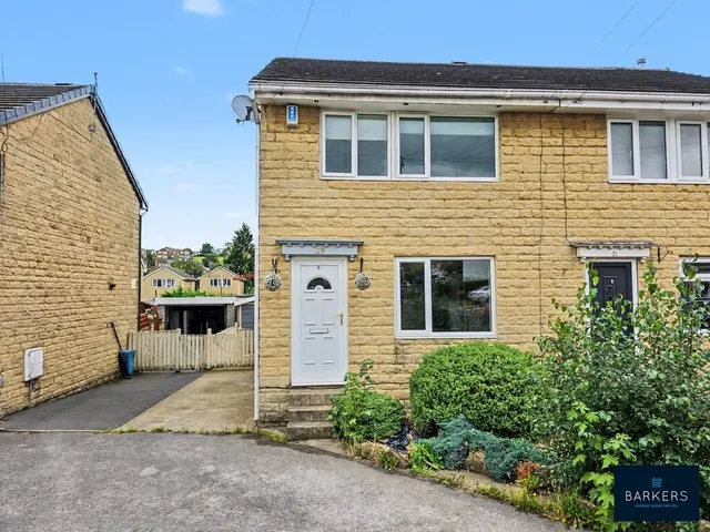 Clarence Street, Cleckheaton BD19 5HJ, photo 1