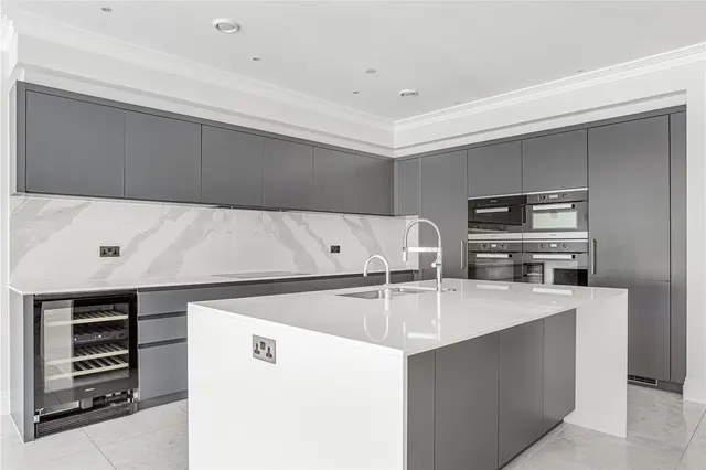 Stevenage Road, London, SW6, photo 1