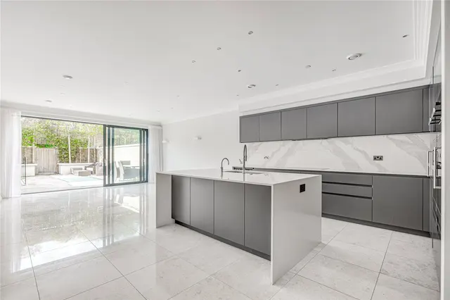 Stevenage Road, London, SW6, photo 2