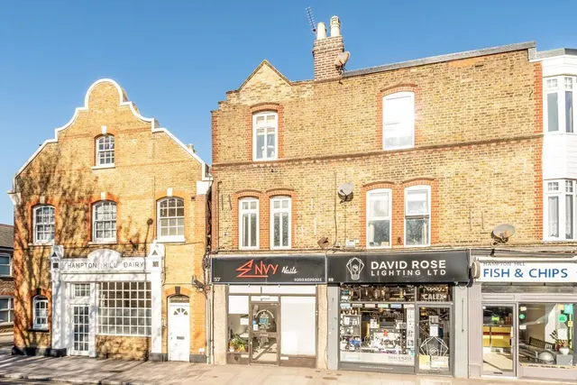 High Street, TW12, photo 1