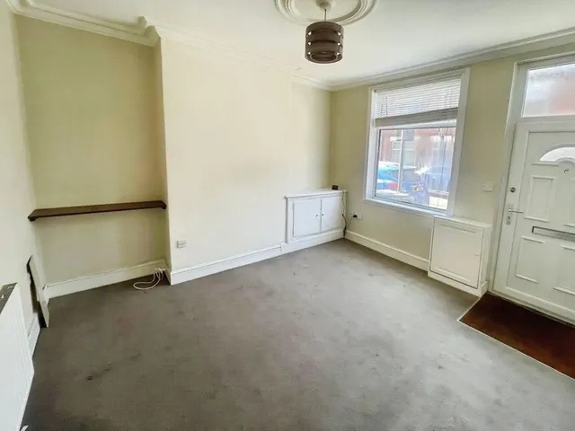 Photo 2 — Ratcliffe Road, Loughborough, Leicestershire, LE11
