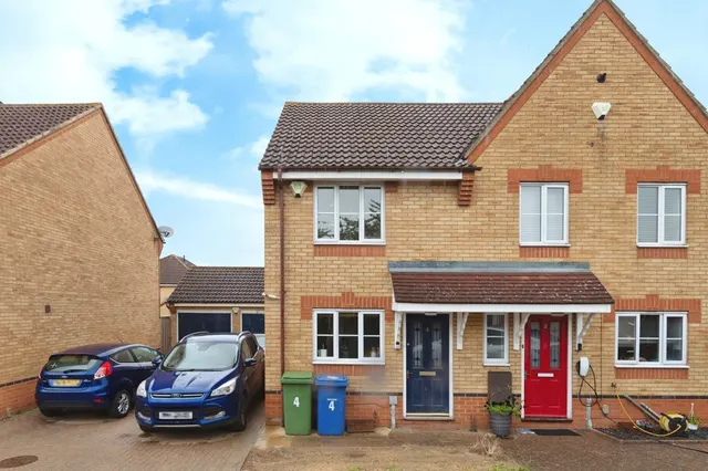 Swiftsure Road, Chafford Hundred, Grays, Essex, RM16, photo 1
