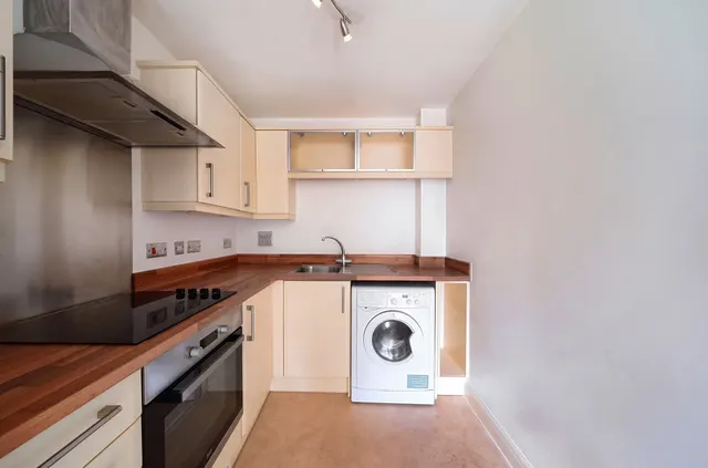 Portswood Road, Portswood, SO17, photo 3
