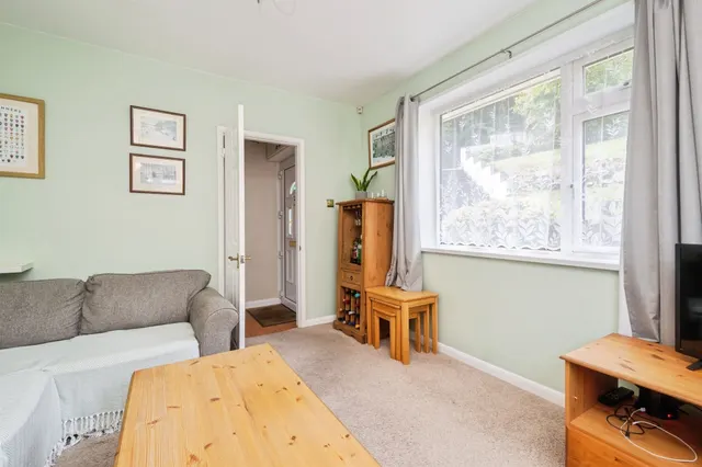 Howard Road, Plymouth, PL9, photo 3