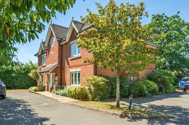 Reading Road, Winnersh, Wokingham, Berkshire, RG41 5PP, photo 1