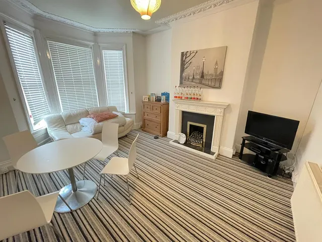 Derry Avenue, Plymouth, photo 1