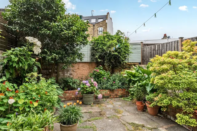 Photo 2 — Epple Road, Fulham, London, SW6