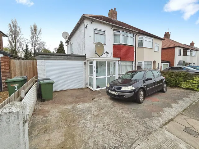 St. David Road, Eastham, CH62, photo 1