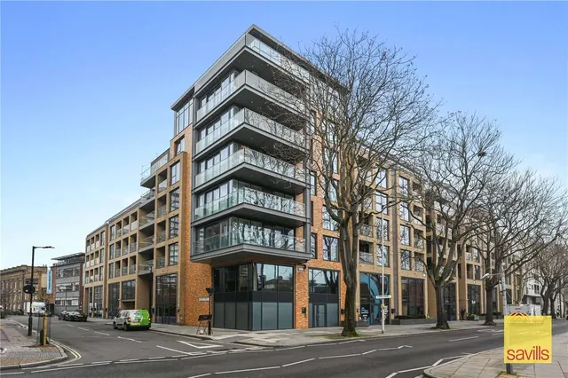 Photo 3 — Long Lane, London, SE1 4GT