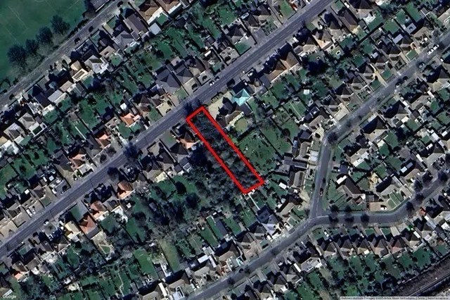 Walton Road, Frinton-on-Sea, Essex, CO13, photo 1