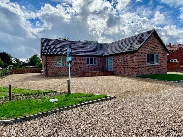 The Street, North Lopham, IP22, photo 1