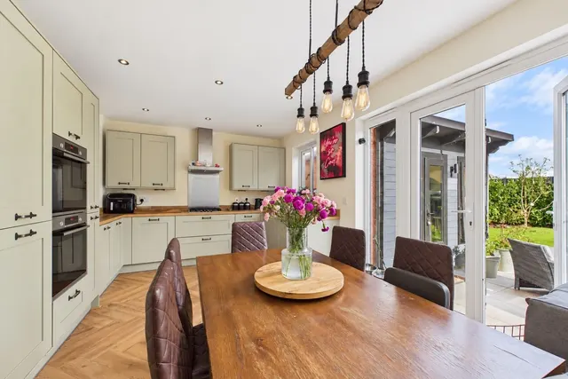 Mason Rise, Leighton Buzzard, LU7, photo 3