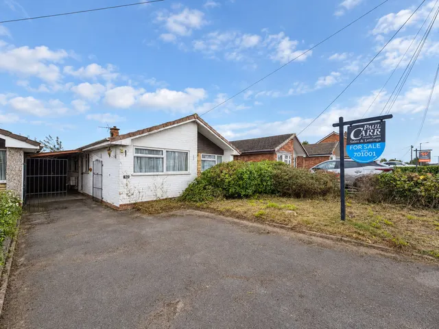Lilac Lane, Great Wyrley, WS6, photo 1