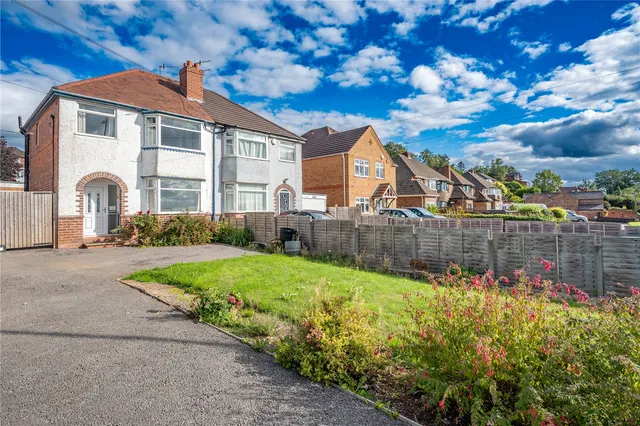 Birmingham Road, Lickey End, B61, photo 1