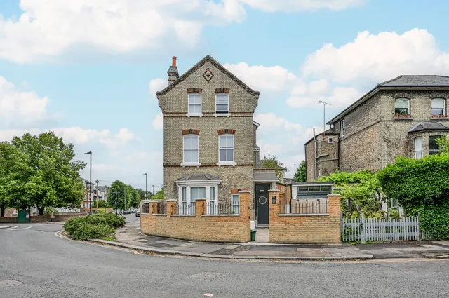 86 Finsbury Road, London, photo 1