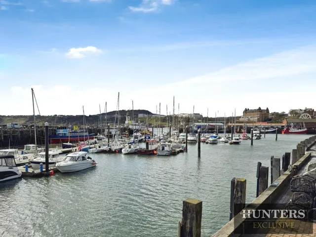 Quay Street, Scarborough, YO11, photo 2