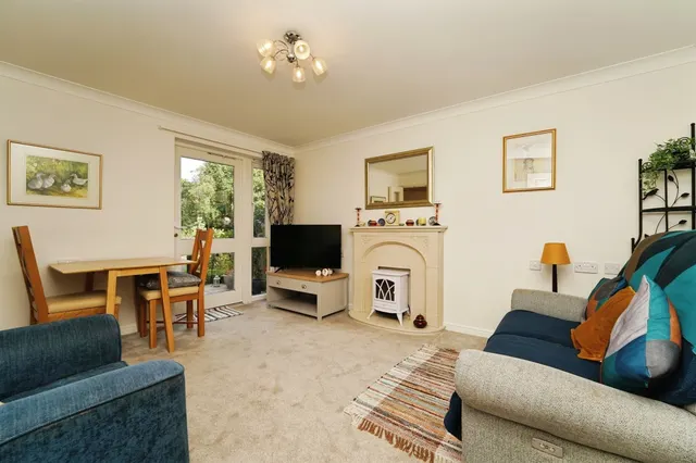 Worcester Road, Malvern, WR14, photo 2