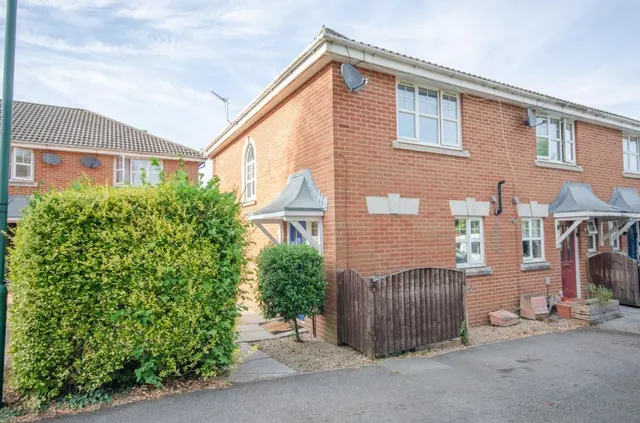Hill Close, Emersons Green, BS16, photo 1