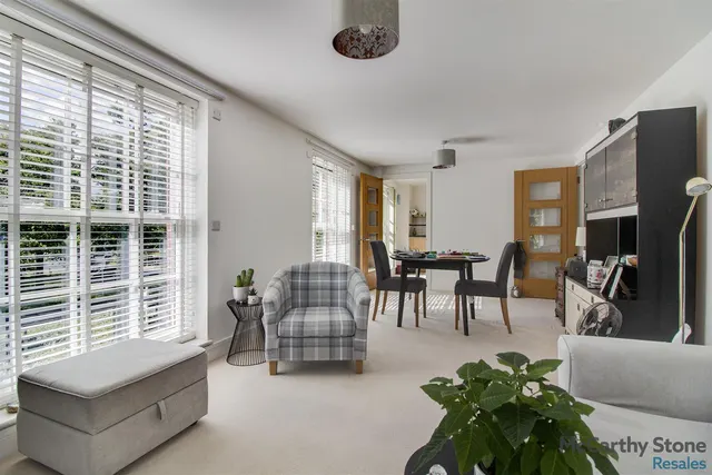 College Way, Welwyn Garden City, AL8, photo 2
