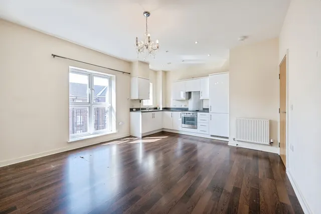 Photo 2 — Rochester Way, Shortstown, Bedford, Bedfordshire, MK42