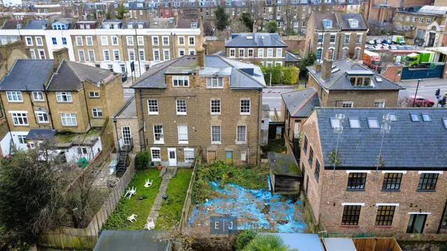 Photo 3 — Tollington Road, London