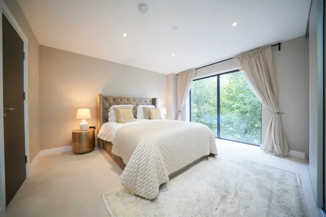 Coventry Road, Sheldon, Birmingham, photo 1